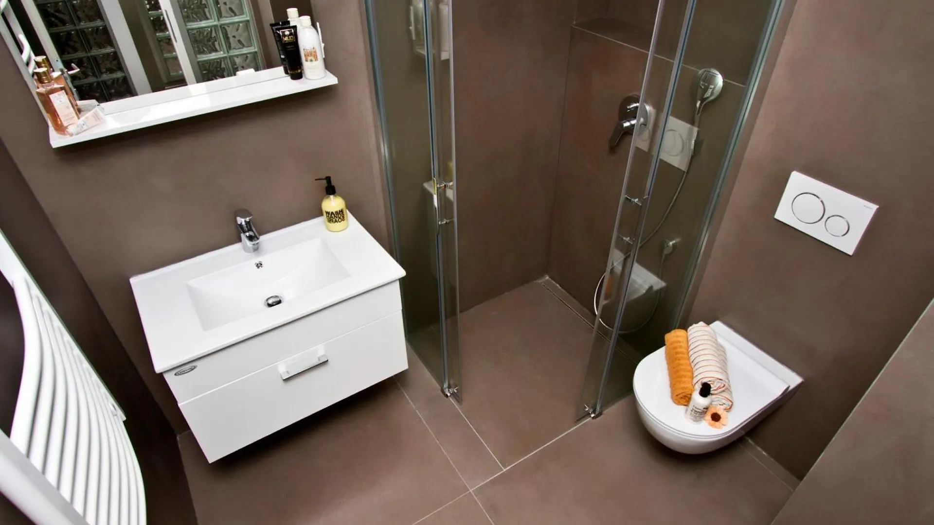 Luxury Apt With Roofed Patio Near Beach & Center Spalato Appartamento